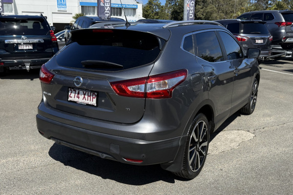 2017 Nissan QASHQAI J11 Ti SUV Image 10