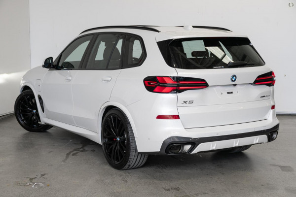 2026 BMW X5 G05 LCI xDrive30d M Sport SUV image 2