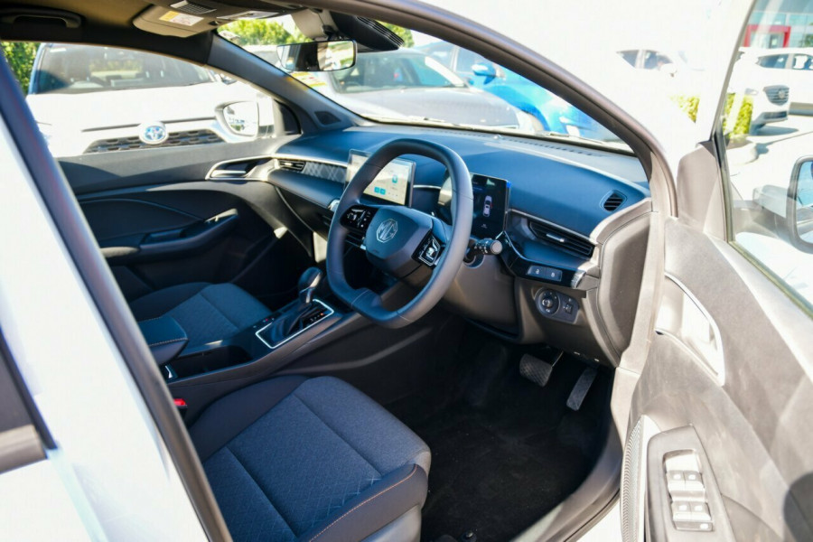 2025 MY25.5 MG MG3 ZP22 Excite Hatch Image 16