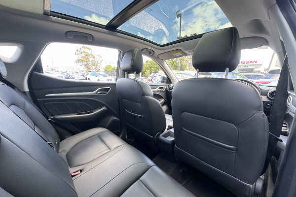 2019 MG ZS AZS1 Essence SUV Image 14