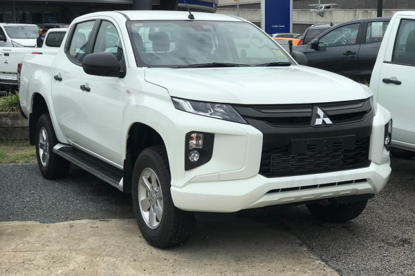Mitsubishi Triton GLX+ MR