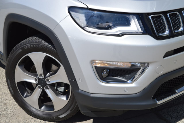 2018 Jeep Compass Limited 26 of 27