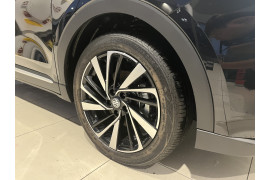 2025 MG ZS Essence 1.5Pht/3Hd SUV