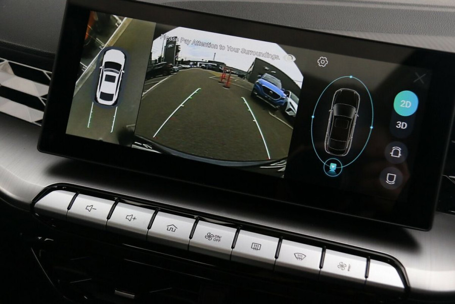 2024 MG MG5 Essence Sedan Image 13