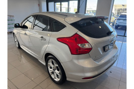 2015 MY14 Ford Focus LW MkII Sport Hatch