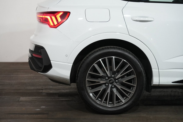2025 Audi Q3 F3 35 TFSI S line SUV Image 5