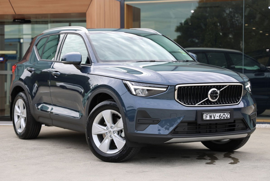 2026 Volvo XC40 XZ Plus B4 SUV Image 1