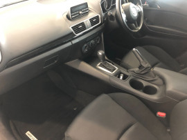 2016 Mazda 3 BM5478 Neo Hatchback
