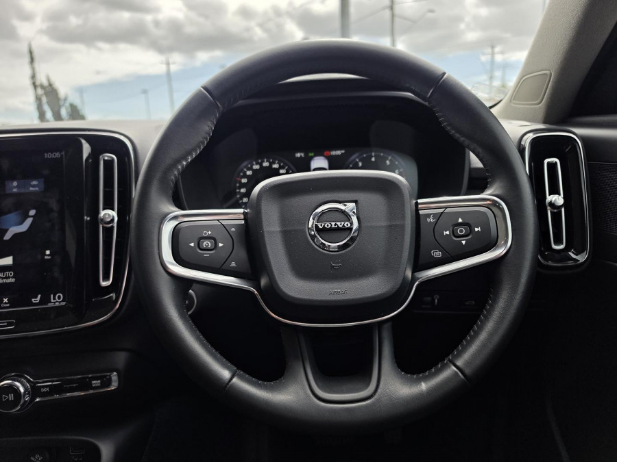 2018 MY19 Volvo XC40 XZ T4 Inscription SUV Image 14