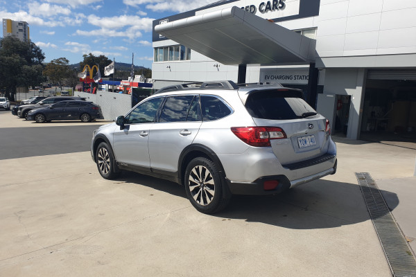 2015 Subaru Outback 6GEN 2.5i SUV Image 3