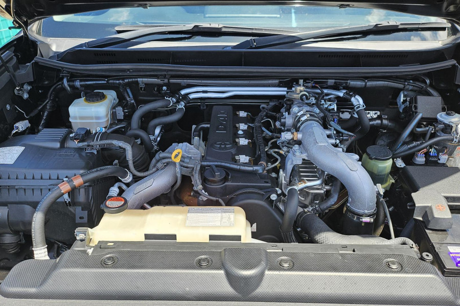 2014 Toyota Landcruiser Prado KDJ150R GXL SUV Image 13