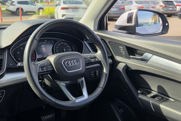 2019 MY20 Audi Q5 FY 40 TDI design SUV Image 23