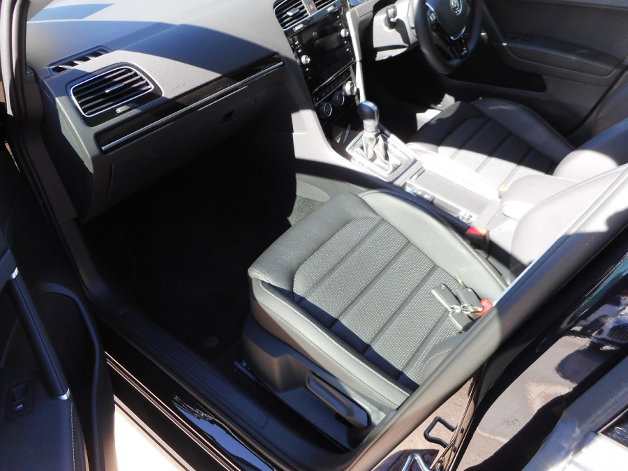 2019 MY19.5 Volkswagen Golf Hatchback Image 13