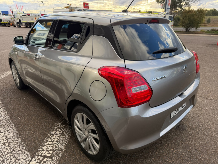 2022 Suzuki Swift AZ Series II GL Hatch Image 6
