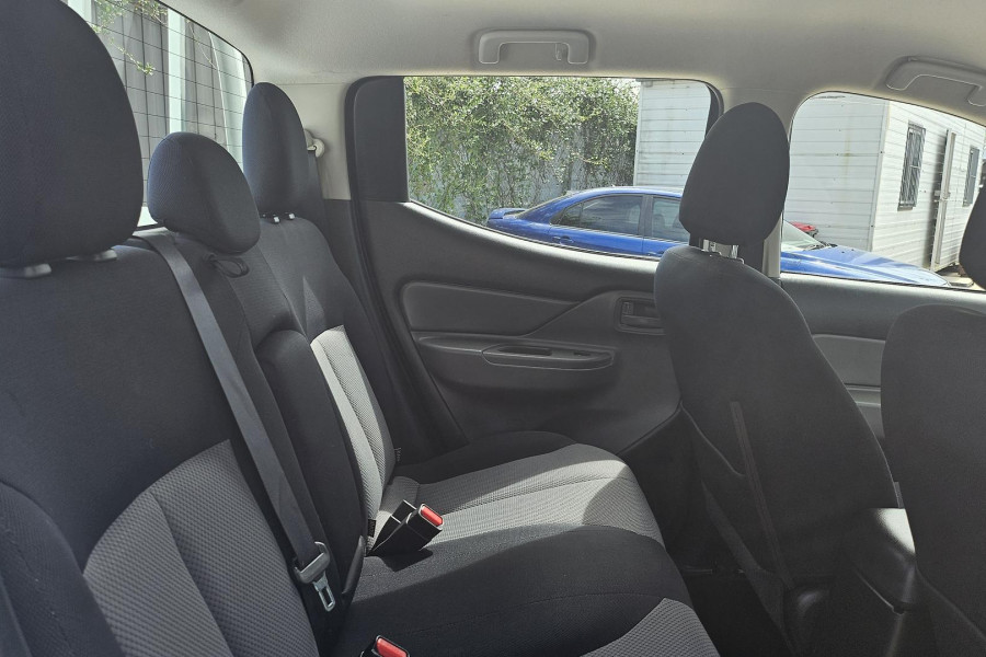 2018 Mitsubishi Triton MQ GLX+ Ute Image 9
