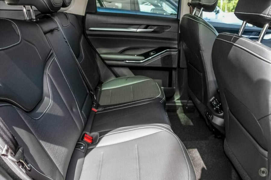 2025 GWM Haval H6 B01 Ultra Hybrid SUV Image 7