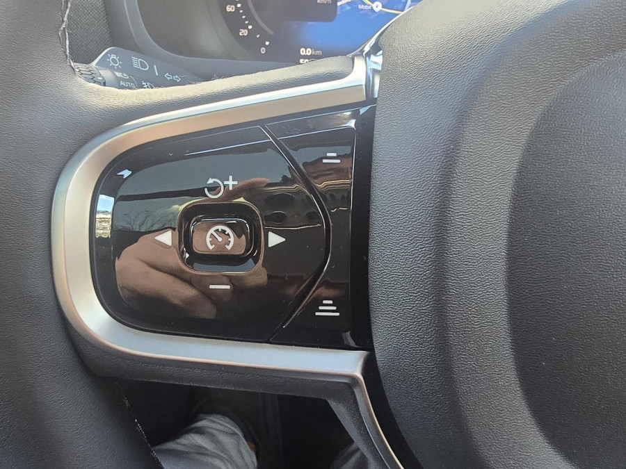2026 Volvo XC90 L Series Ultra B5 Dark SUV Image 19
