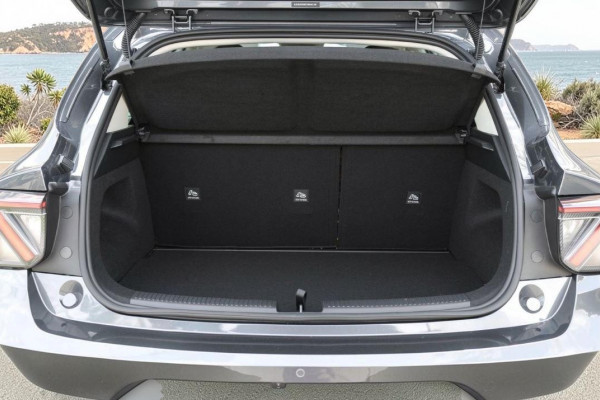 2026 MG MG4 EV Urban AH4E Essence 43 Hatch Image 1