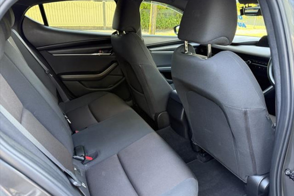 2020 Mazda 3 BP Series G20 Pure Hatch Image 5