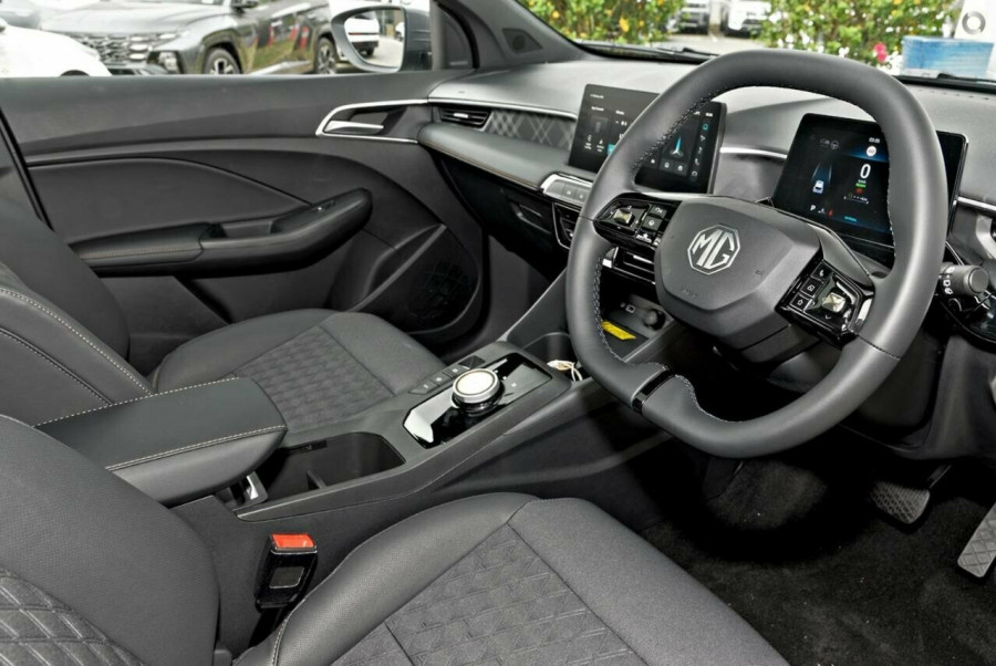 2024 MY24.5 MG MG3 ZP22 Essence Hybrid+ Hatch Image 6