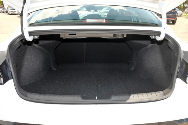 2025 Hyundai i30 CN7.V2 Premium Sedan Image 10