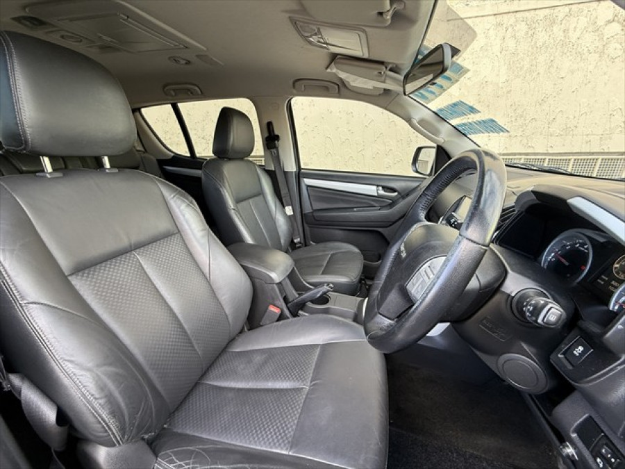 2016 MY15.5 Isuzu MU-X LS-T SUV Image 10