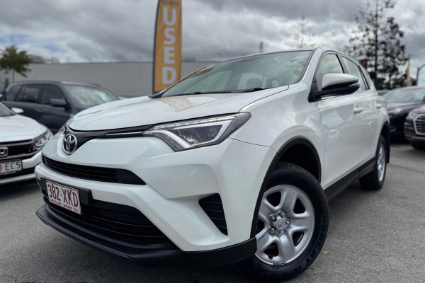 2017 Toyota RAV4 ZSA42R GX SUV Image 2