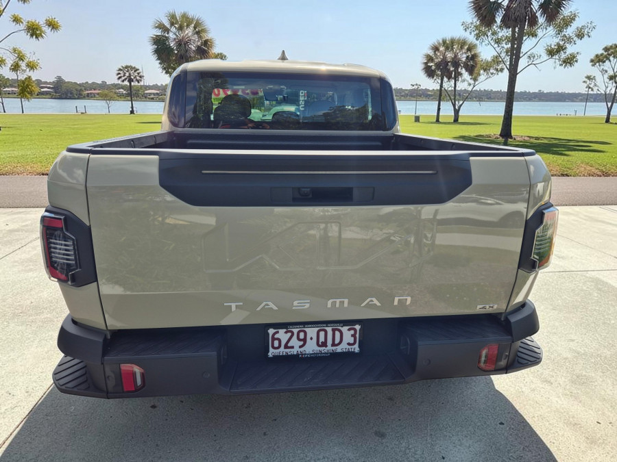2026 Kia Tasman TK SX+ Ute Image 6