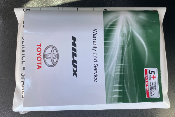 2019 Toyota HiLux  SR Dual Cab Cab Chassis Image 20