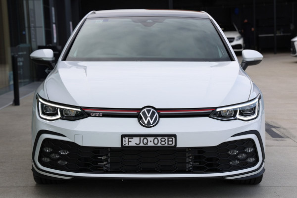 2024 Volkswagen Golf 8 GTI Hatch Image 3