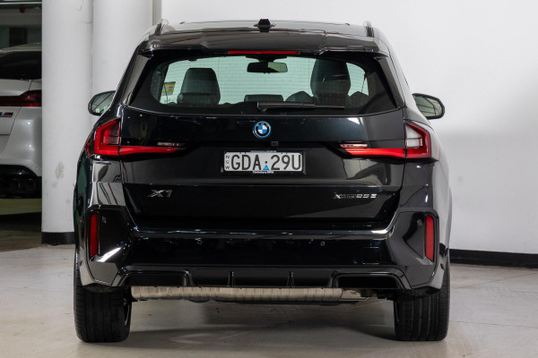 2026 BMW X1 U11 xDrive25e M Sport SUV image 3