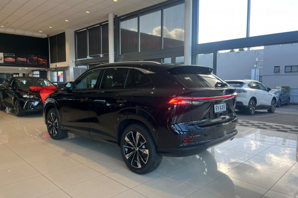 2026 MG HS Essence SUV Image 5