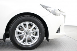 2016 Mazda 2 DJ2HAA Maxx Hatchback Image 5