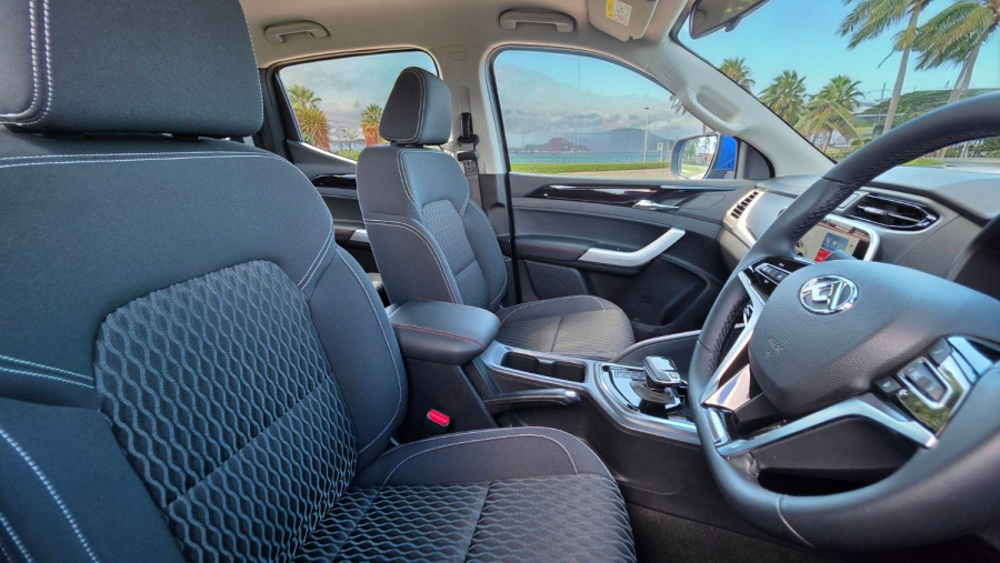 2026 MY25 LDV T60 SK8C Max PRO Ute Image 2