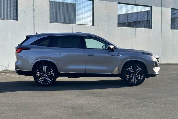 2026 MY25 MG QS IS31 Essence SUV Image 2