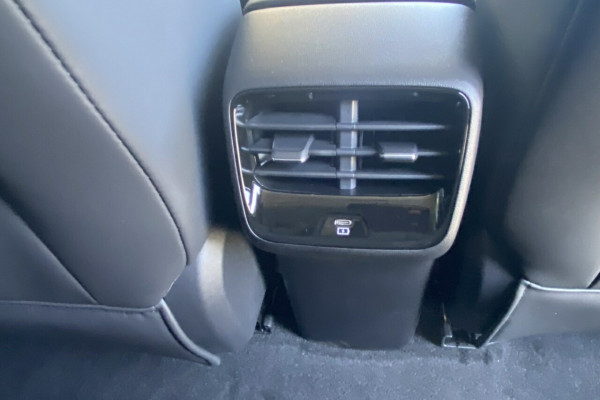 2025 MG MGS5 EV ZS3EM Essence 49 SUV Image 16