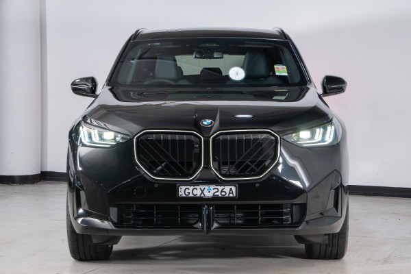 2026 BMW X3 G45 30e xDrive SUV image 4