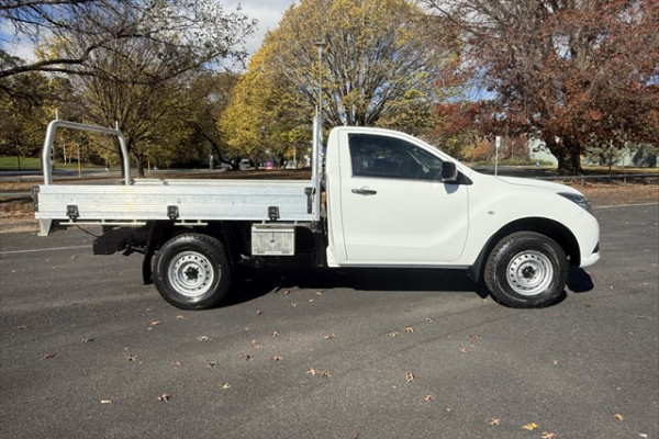 2016 Mazda BT-50 UR XT Single Cab Chassis Image 2