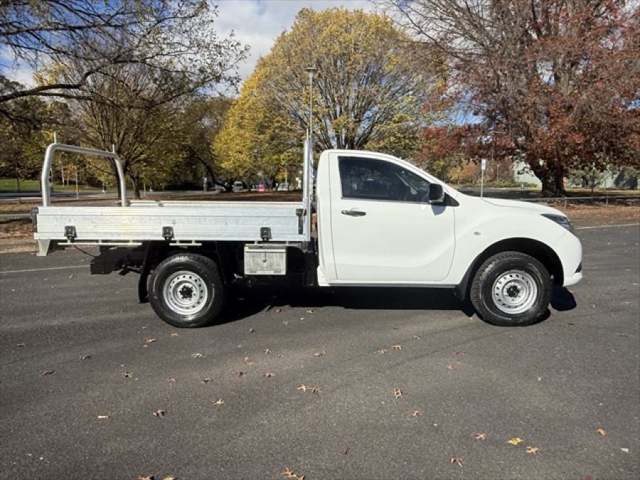2016 Mazda BT-50 UR XT Single Cab Chassis Image 2