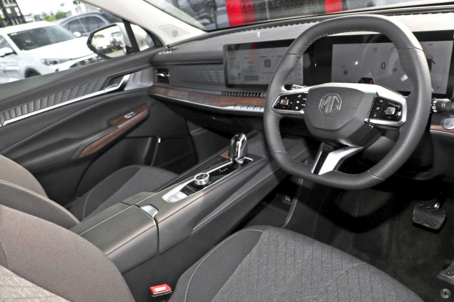 2025 MG QS IS31 Excite SUV Image 6