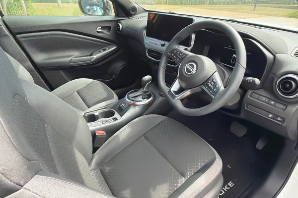 2024 Nissan JUKE F16 ST-L SUV Image 5