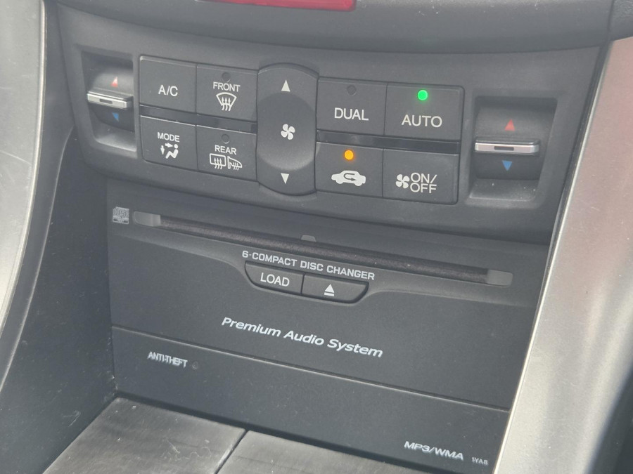 2012 Honda Accord Euro 8th Gen Luxury Sedan Image 19