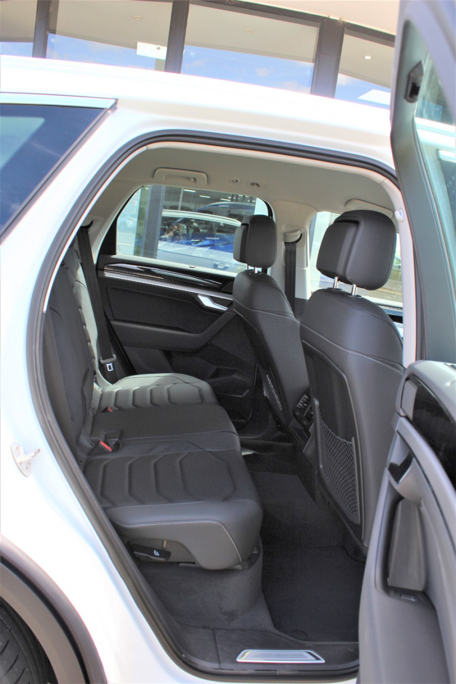 2020 MY21 Volkswagen Touareg CR 170TDI Suv Image 12