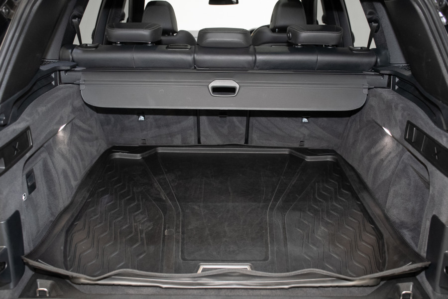 2022 BMW X5 xDrive30d SUV Image 12