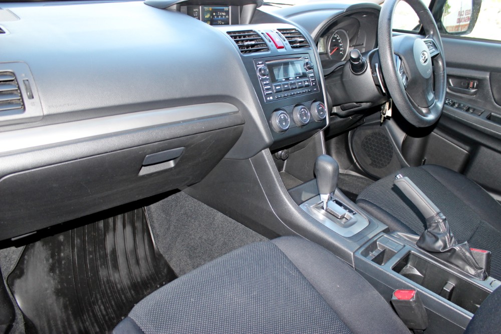 2013 Subaru XV G4-X 2.0i SUV Image 12