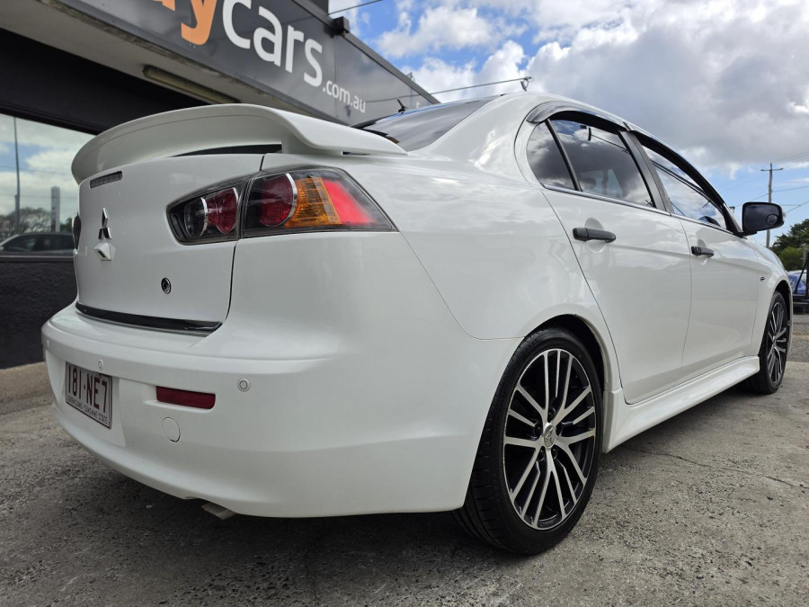 2017 Mitsubishi Lancer CF LS Sedan Image 9