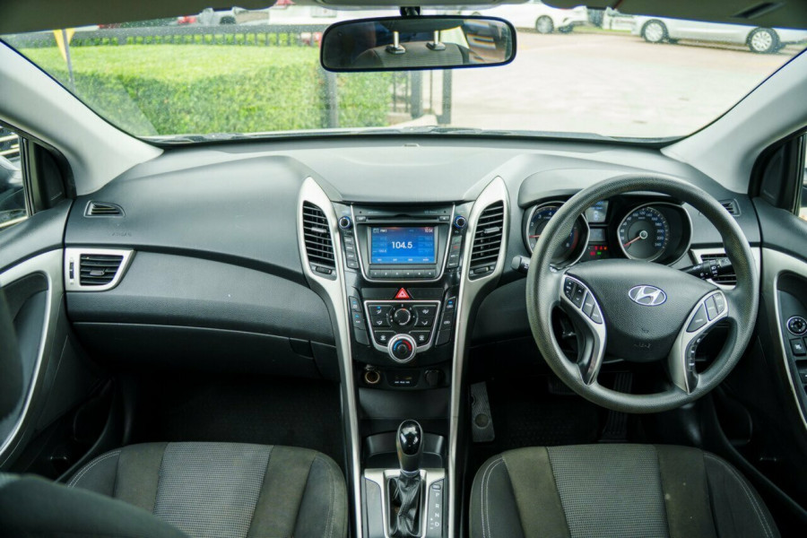 2013 Hyundai i30 GD2 Active Hatch Image 15