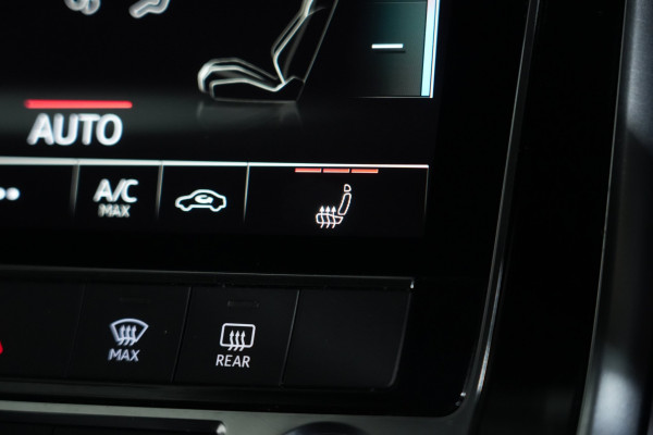 2022 Audi Q7 4M 55 TFSI S line SUV image 22