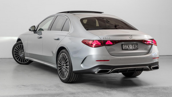 2026 Mercedes-Benz E-Class W214 E300 Sedan image 4