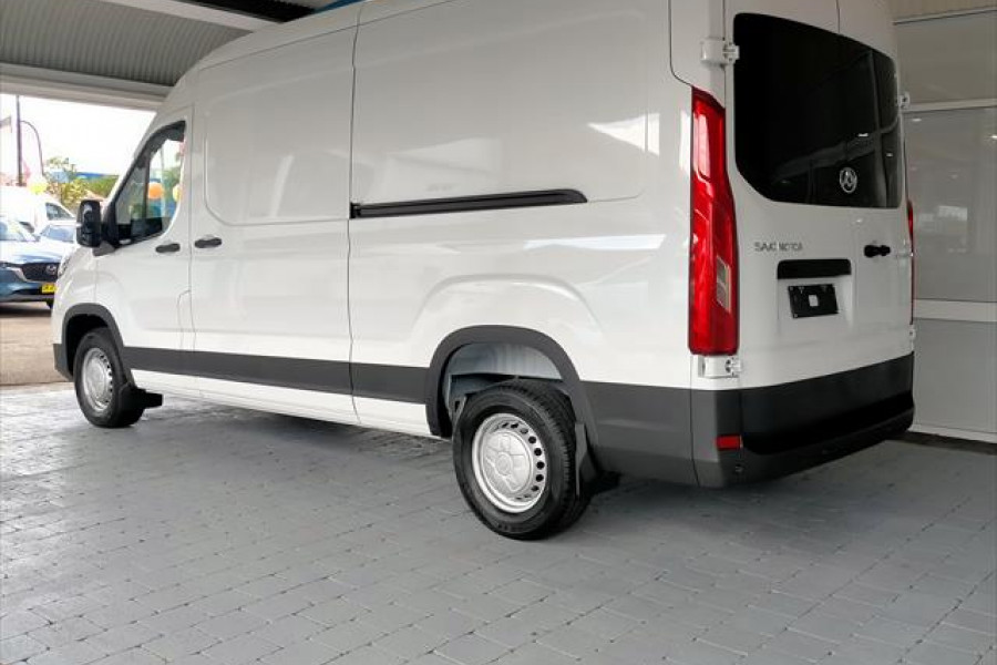 2025 MY24 LDV Deliver 9  LWB Van Image 6